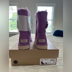 NIB Ugg Daelynn Boots Short